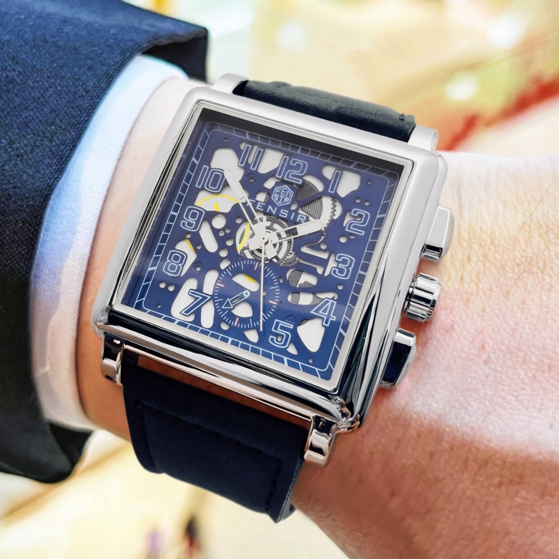 Een populair buitenlands hande - Luxury Watch Trading recensie en prijs