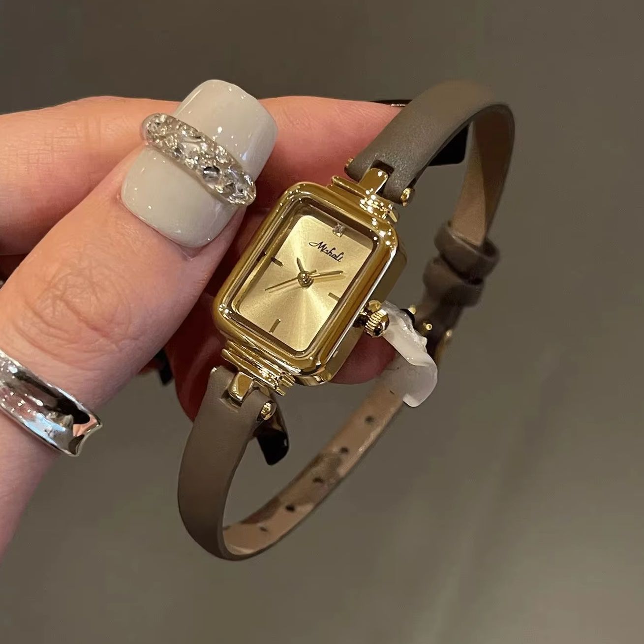 Luxe vintage dameshorloge met  - Luxury Watch Leather Strap recensie en prijs